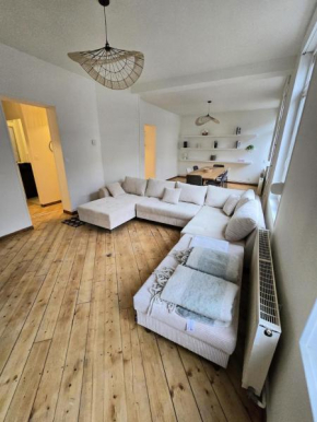 Appartement Spacieux 4 Chambres